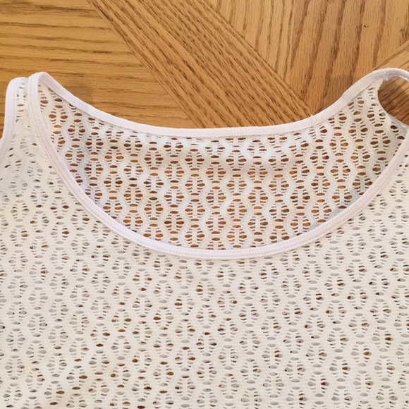 Fabletics Cold Shoulder Mesh Top - Picture 4 of 7